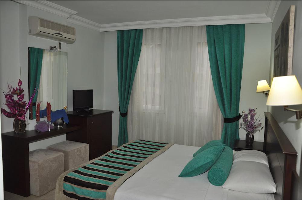 Kleopatra Royal Palm Hotel Alanya Exteriör bild