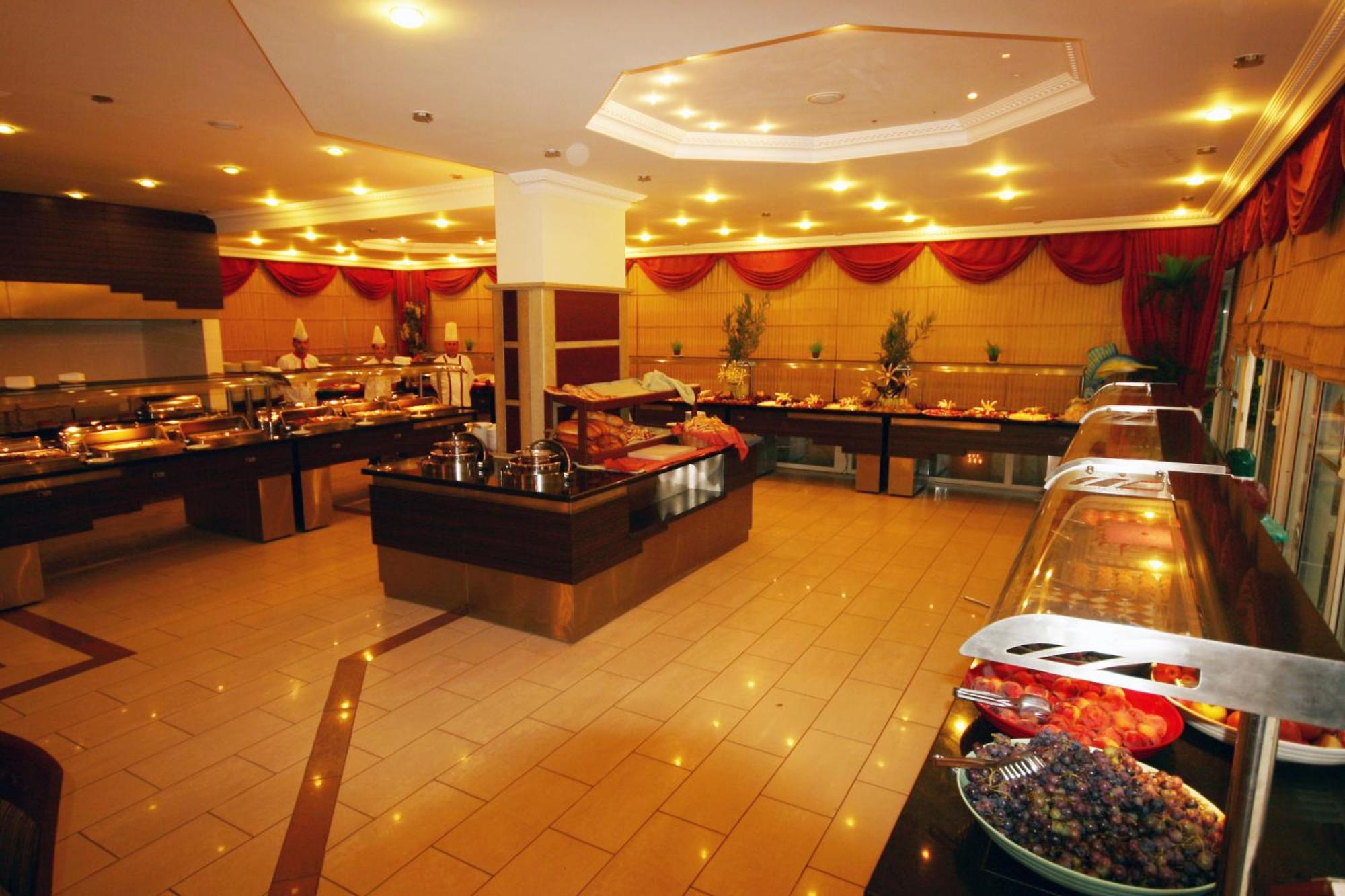 Kleopatra Royal Palm Hotel Alanya Exteriör bild