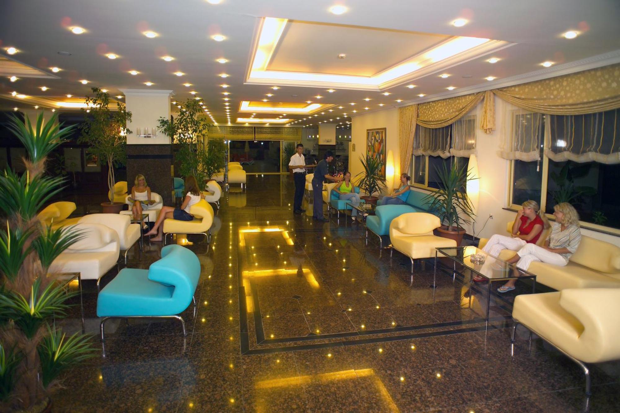 Kleopatra Royal Palm Hotel Alanya Exteriör bild