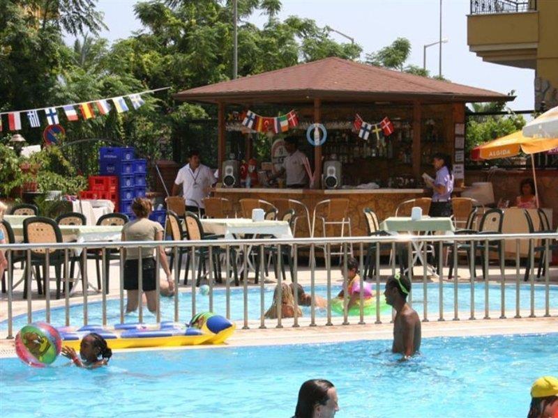 Kleopatra Royal Palm Hotel Alanya Exteriör bild